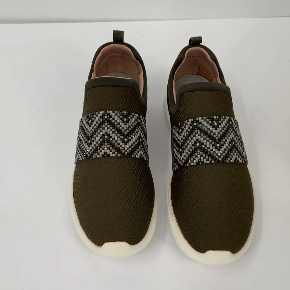 Clarks Cloud Steppers Nova Way slip-on sneakers olive green mosaic chevron 7.5 - Picture 5 of 7